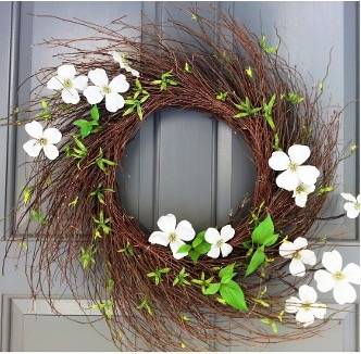 Wreath | Kinnucan Tree Experts & Landscape Company